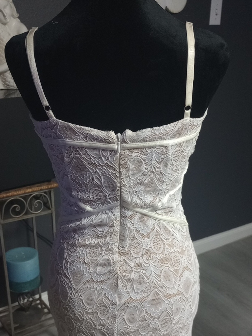 GUESS Sexy Summer White LACE Stretchy Mini Dress Size Small - Picture 6 of 15